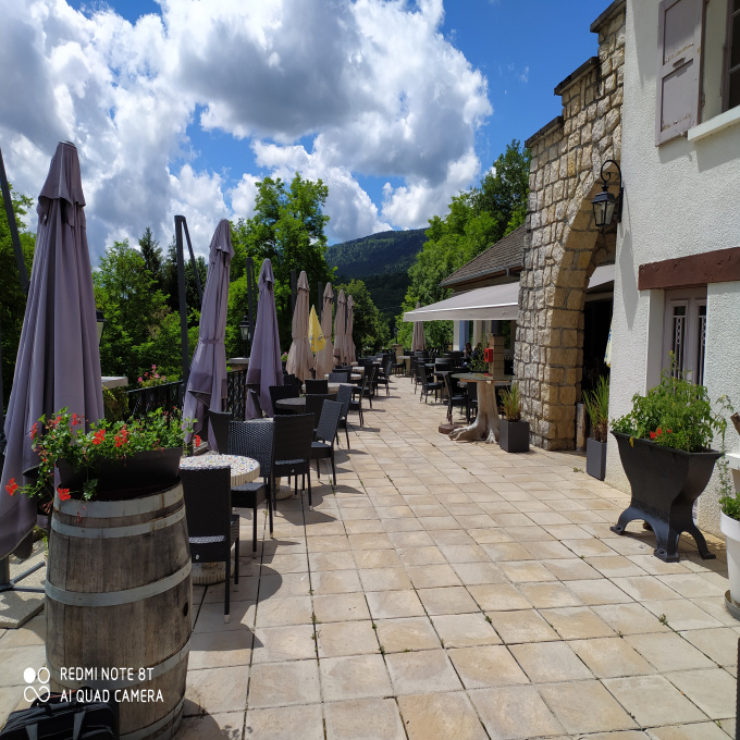 Vente Immobilier Professionnel Murs commerciaux Belmont-Luthézieu (01260)